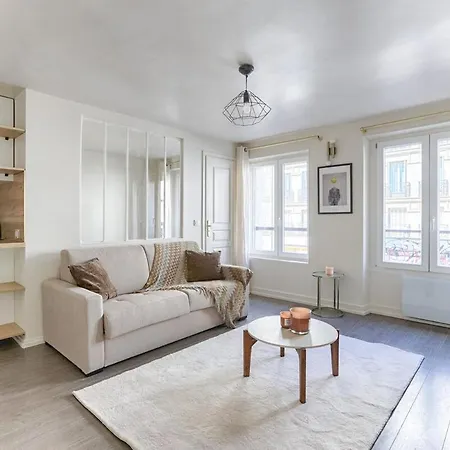 De Charme Rue Lafayette 4p-1br Apartment