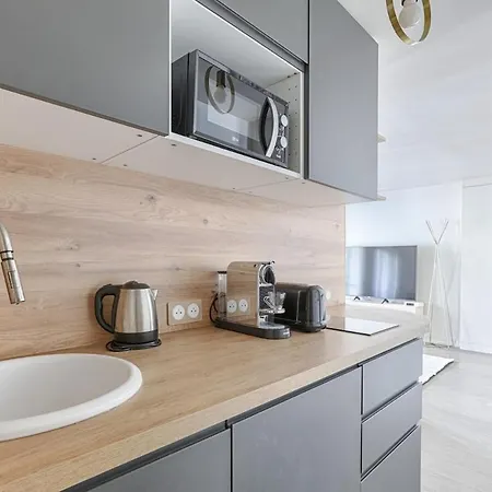 De Charme Rue Lafayette 4p-1br Apartment