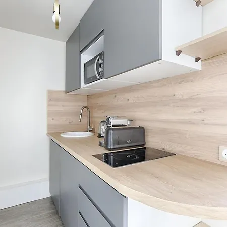 De Charme Rue Lafayette 4p-1br *