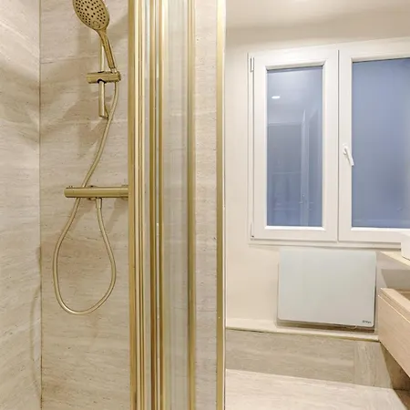 Apartment De Charme Rue Lafayette 4p-1br